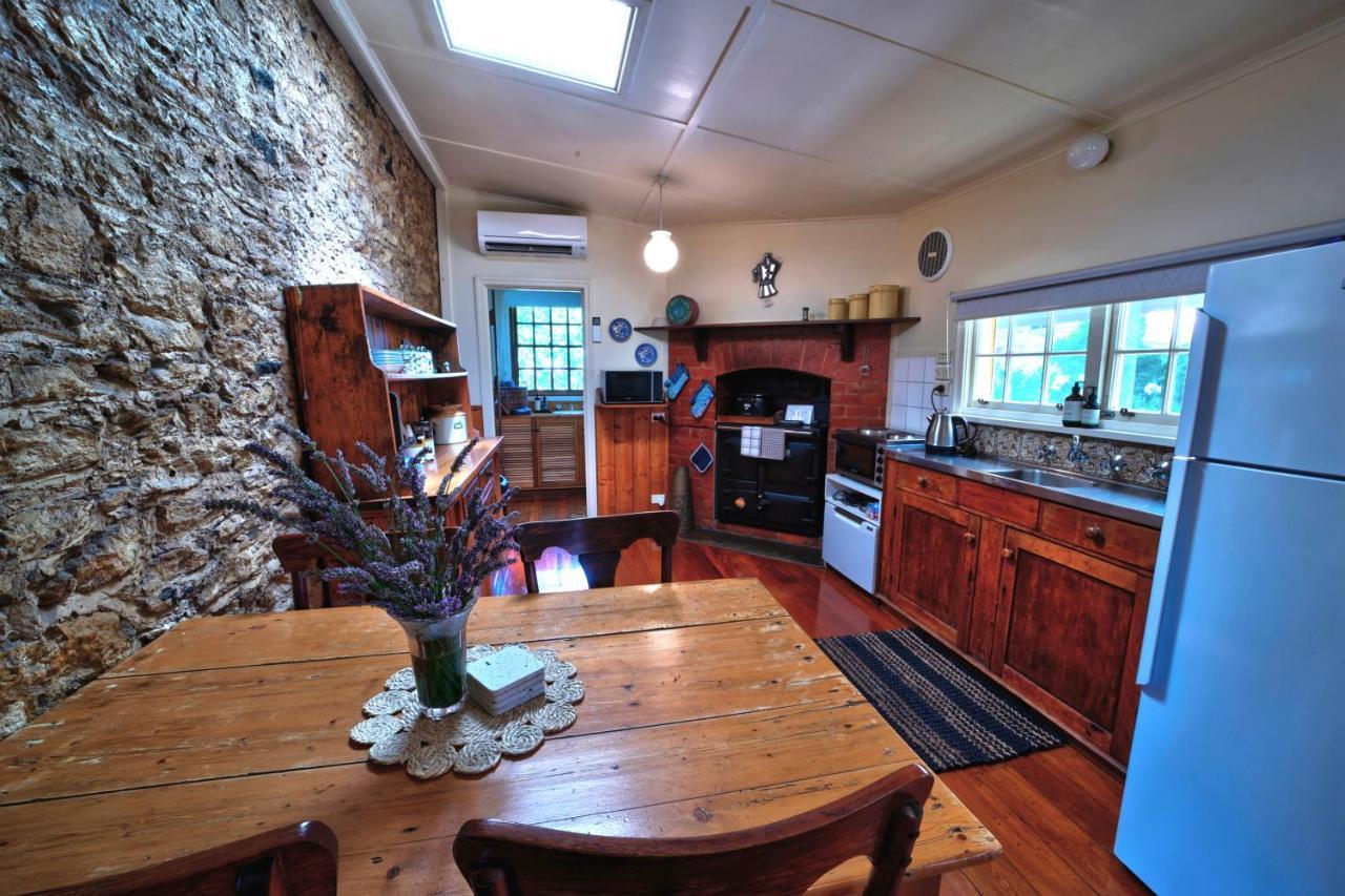 Cherry Plum Cottages 포트페어리 외부 사진