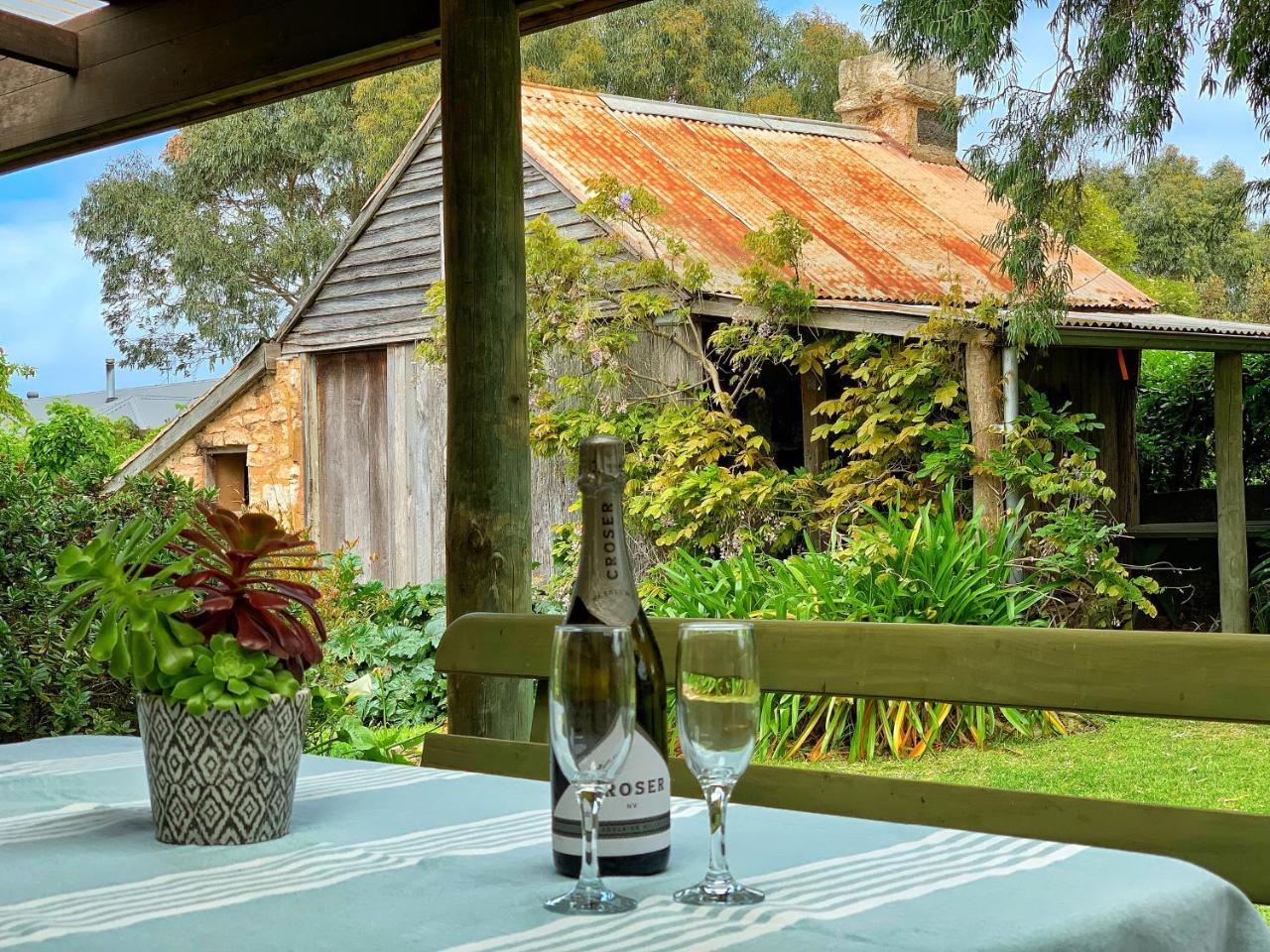 Cherry Plum Cottages 포트페어리 외부 사진